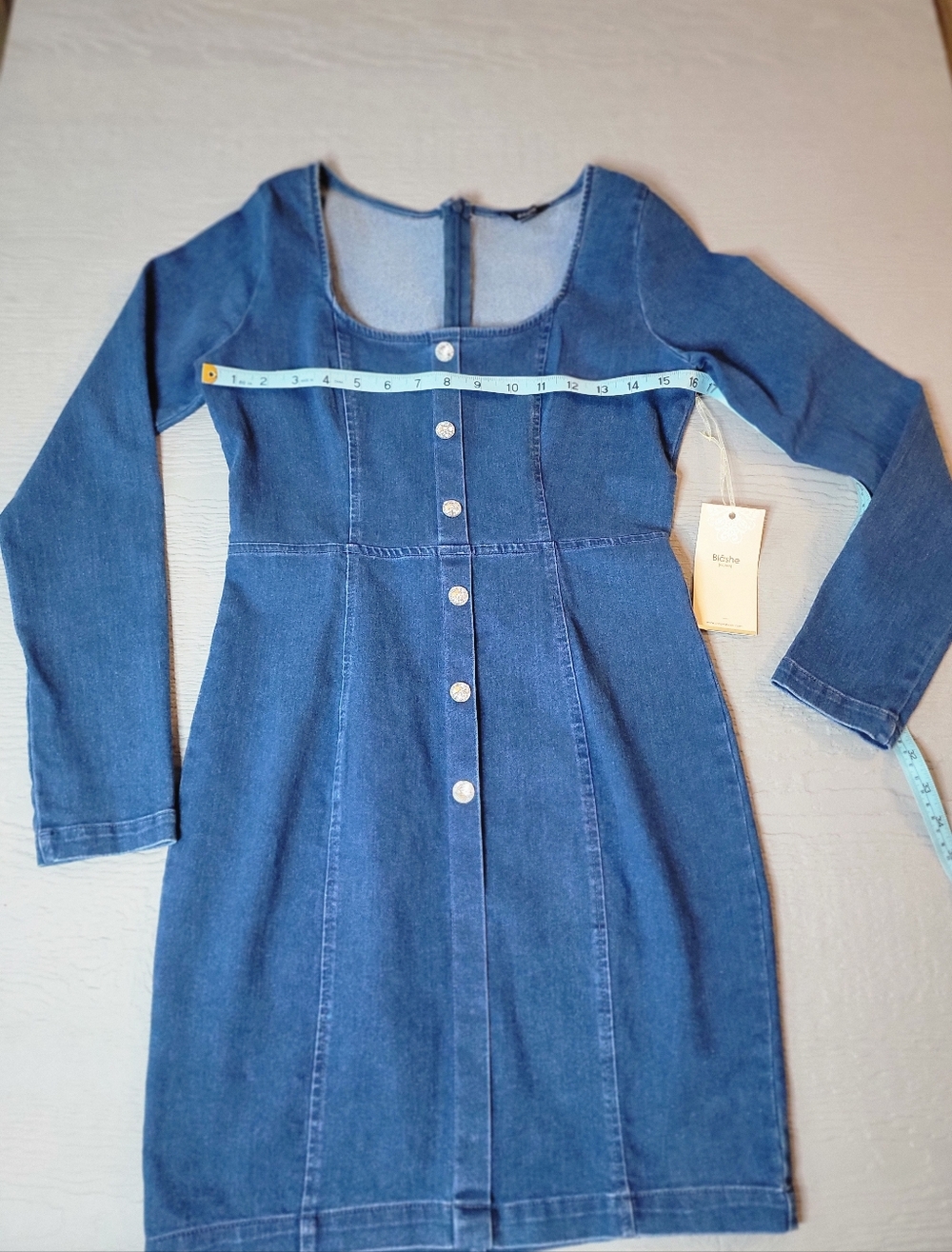 ♡NWT Blashe Denim Button-Front Dress in Blue With Rhinestone Buttons. A-31